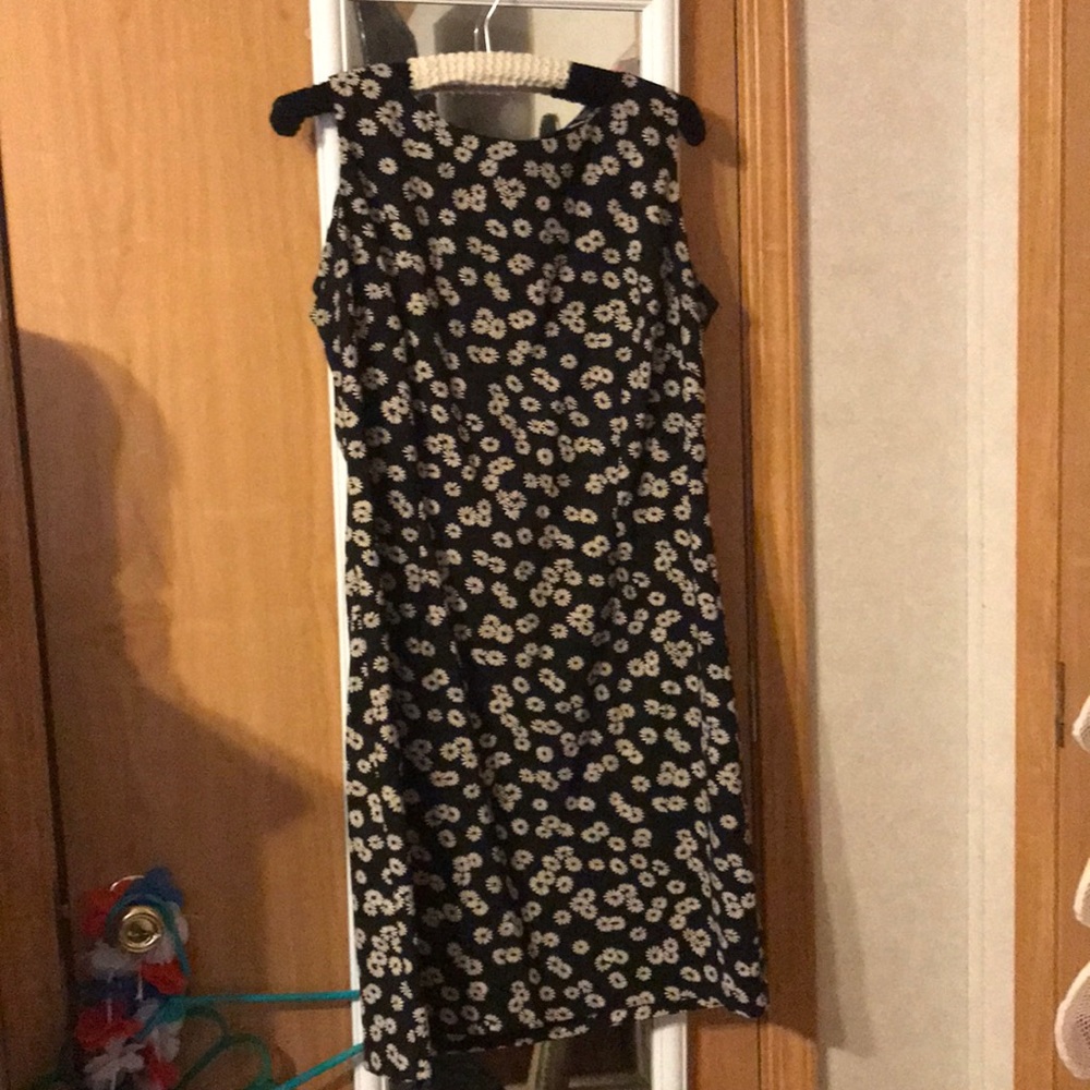 Ladies black/tan print dress